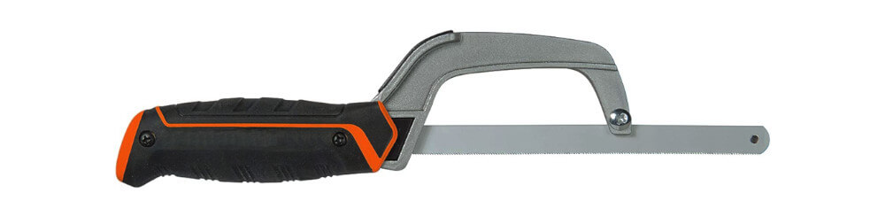 Pequeña herramienta para cortar metal: sierra de arco