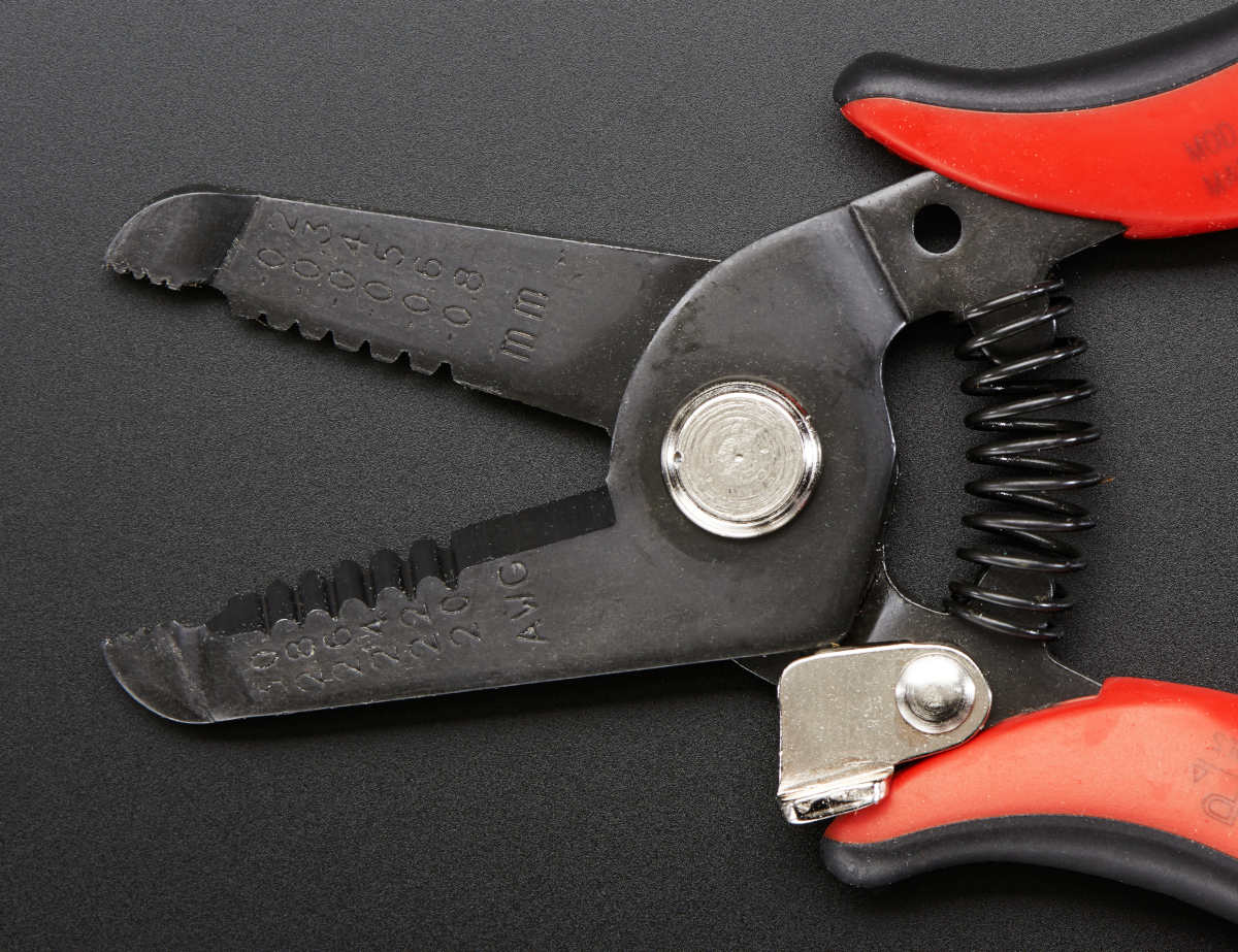 Pelacable profesional Hakko CSP-30-1 para cable AWG 20-30