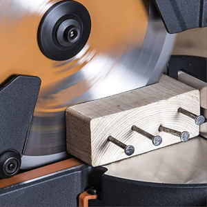 sierra multimaterial para madera y metal y material de obra